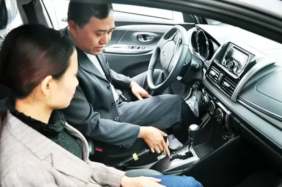 Từ năm 2025 người học lái xe cần đáp ứng những điều kiện gì?